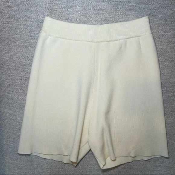 Adanola Crop Top and Biker Shorts Set Cream Size Small - Picture 8 of 14